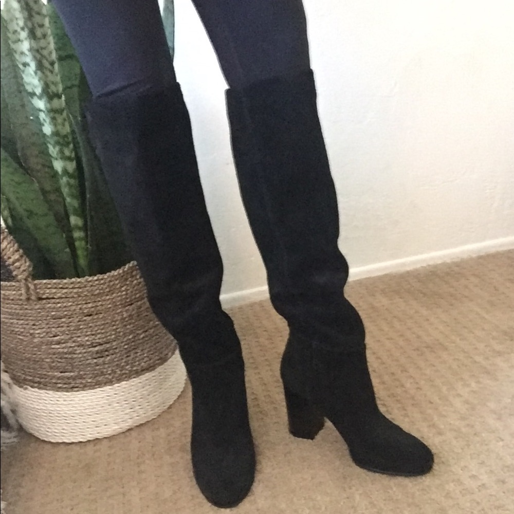 Like new Sam Edelman Suede Knee High Boots!! 😍